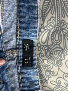 HOT DENIM SHORTS
