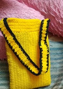 Wollen Sling Bag