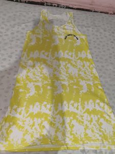 A Simple Dress With Very Pretty Colour