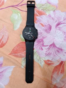 Noisefit Halo Smartwatch 1.43&#34; Amoled Display