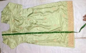 Suith Pathani Silky