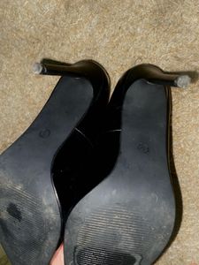 Calliope Black Pointed Heels