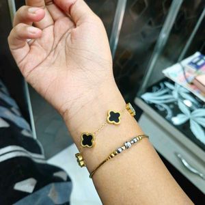 Clover Charm Bracelet