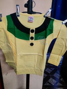 Trendy girl&#39;s Partywear outfit