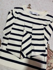 ZARA New Stripped Top