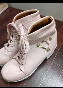 NEW PINK BOOTS
