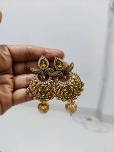 New Earrings Set