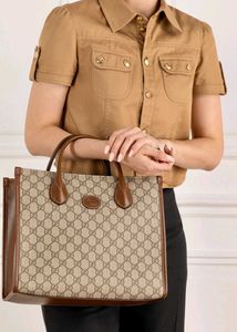 Gucci Premium Handbag – Stylish &amp; Elegant