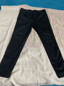 Streachble Dark black Jeans