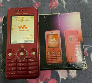 Vintage Sony Ericsson W660i with Box