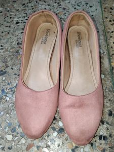 Shoe