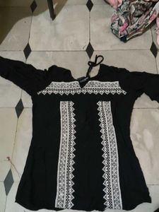 Black Embroidered Tunic Top
