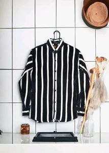 Black Striped Shirt ✌🏻