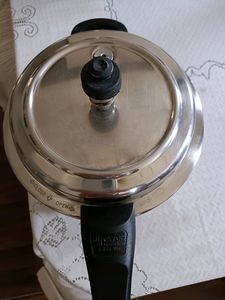 Nirlon Stainless Steel Cooker 3 Litre