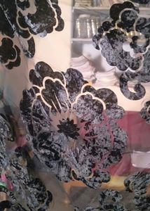 Black Velvet Scarf Stall