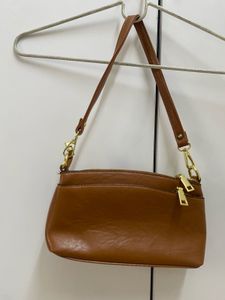 Tory Burch Leather Shoulder Bag