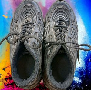 Black Shoes