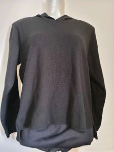 🎄Buy 1, Get 1 Free🎁 M/L Zudio Black Hoodie