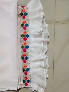 Beautiful White Dupatta With Small Colourful F