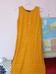 Sleeveless Yellow Kurti