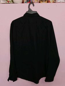 H&amp;M Men&#39;s Black Shirt (L)