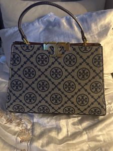 tory burch hand bag