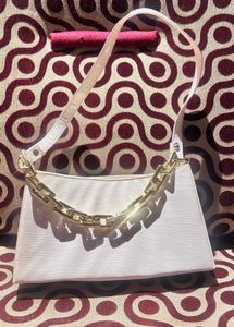 White Chain Shoulder Bag