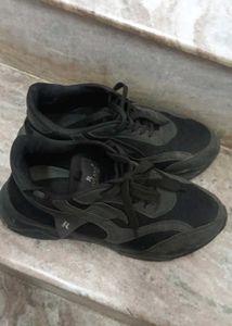 Black Casual Shoes
