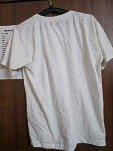 White Tshirt