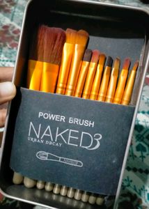 Naked3 Urban Decay Makeup Brushes