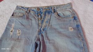 High Waist Ripped Jeans