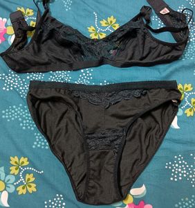 Lingeris | Pack Of 6 (3 Sets) | Black, Maroon And Peach Color Panty- Bra Set