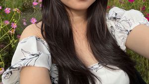 Floral square neck and Off-Shoulder Maxi Dress