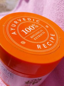 BIOTIQUE Advanced Ayurveda Sandalwood Suncreen