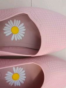 pink shoes