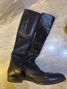 Pure Leather Long Black Boots With Side Zip
