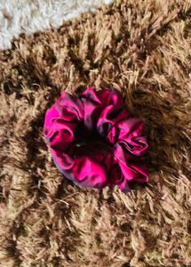 Srunchies maroon