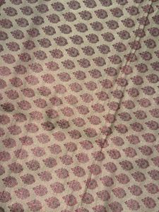 🤎Mauve Banarasi Fabric with zari work