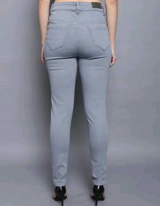Grey Denim Skinny Jeans+free Western Top