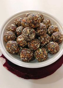 Homemade Seeds Dates Laddu
