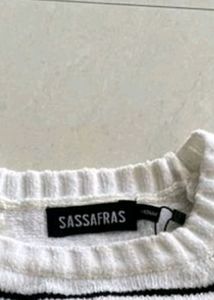 White Sweter