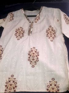 Women Fashionable  White Kurti With Brown Motiffs