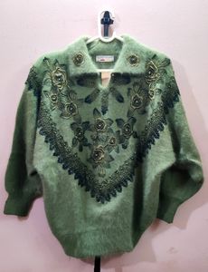 Imported premium vintage floralembroidered sweater