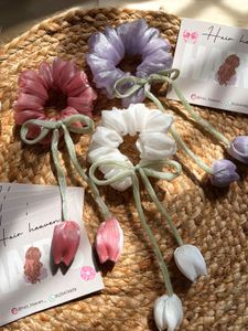 Tulip Scrunchie
