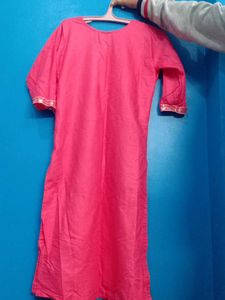 Elegant Pink Embroidered Kurta