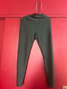 Dark Green Tiets