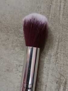 Makeup Brush - Foundation or Powder