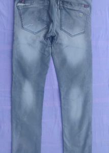 Stylish Blue/Gray Jeans