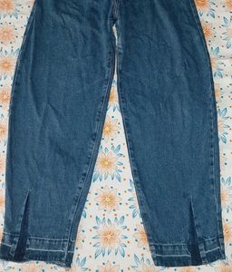 Zara High-Waisted Jeans
