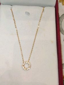 Elegant Circle Pendant Necklace